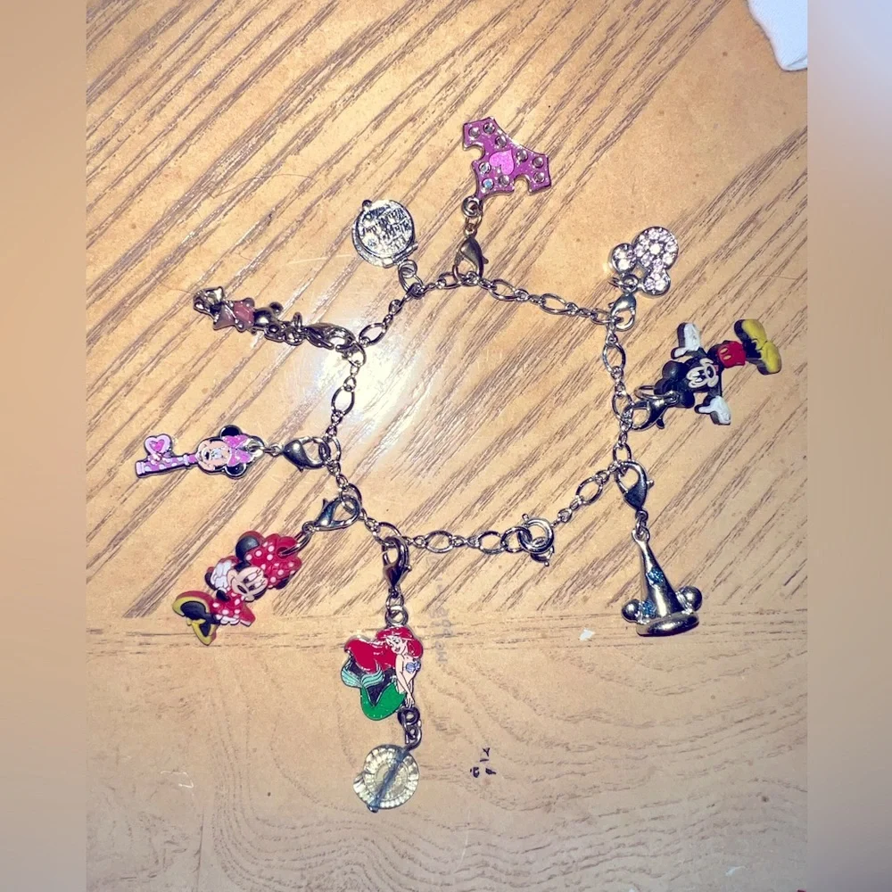 Disney 9 charm bracelet Minnie mickey crown rhinestones clasps birthday 7 inch